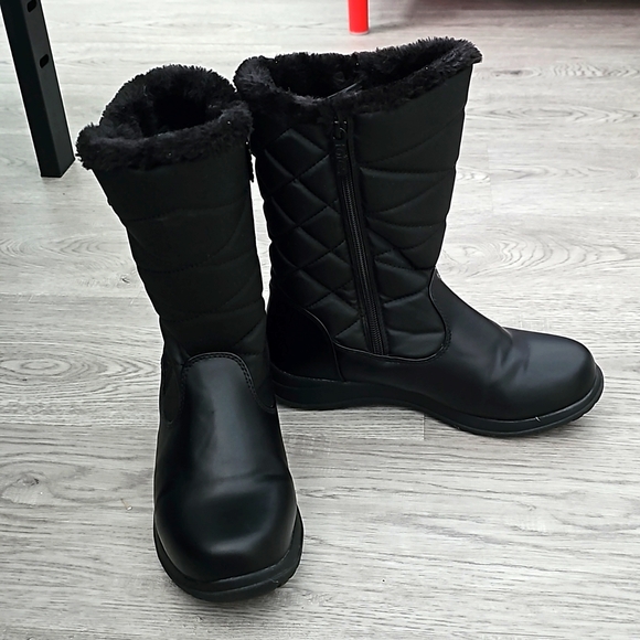 Women's size 8 Totes Black All-Weather Boots - Faux Fur & Double Zipper - Picture 6 of 7